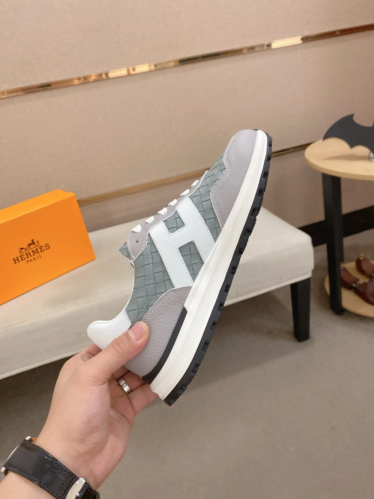 Men's clothing and shoes💰: 400💰《HERMES》【Original order·Version】Hermès; top 🔝purchasing agent🔍🔍men's latest 🇺🇸 counter sales simultaneously, imported from Italy original ▲▲cowhide ▲▲ (highlighting the high End, Nobility, Grade) Exquisite workmanship (Imported water-dyed sheepskin lining from Italy) Sole: Original sole provided by the original factory, ⚠️Exclusive double-layer activity, TPR, molded outsole; super comfortable Code number: 38-44